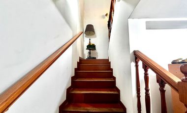 Venta Casa 4 amb c/ quincho,terraza en Montecastro