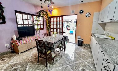 Venta Casa 4 amb c/ quincho,terraza en Montecastro