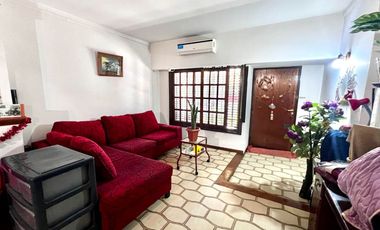 Venta Casa 4 amb c/ quincho,terraza en Montecastro