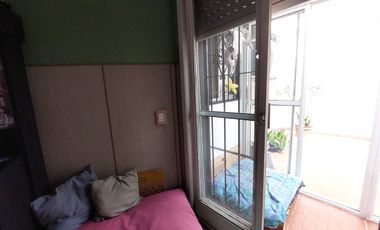 VENTA PH 2 AMBIENTES + ESCRITORIO Y PATIO