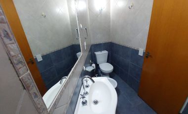 VENTA PH 2 AMBIENTES + ESCRITORIO Y PATIO