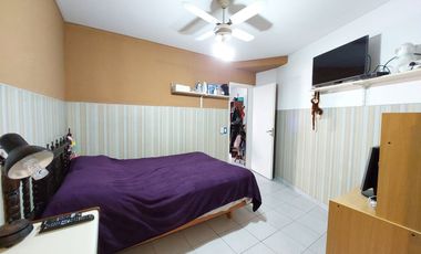 VENTA PH 2 AMBIENTES + ESCRITORIO Y PATIO