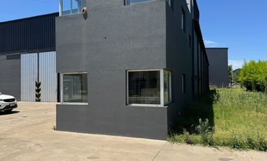 VENTA NAVE INDUSTRIAL 2400M2 SIP GRAL RODRIGUEZ