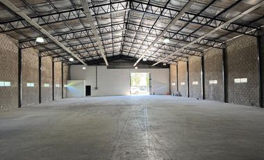 VENTA NAVE INDUSTRIAL 2400M2 SIP GRAL RODRIGUEZ
