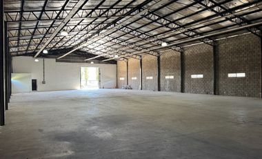 VENTA NAVE INDUSTRIAL 2400M2 SIP GRAL RODRIGUEZ