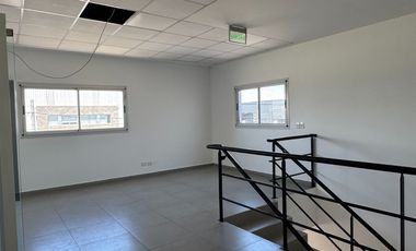 VENTA NAVE INDUSTRIAL 3400M2 SIP GRAL RODRIGUEZ