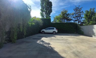VENTA MONOAMBIENTE CON COCHERA BERAZATEGUI CENTRO