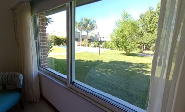 Casa en venta 4 amb  Barrio Cerrado Lujan