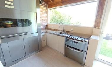 Casa en venta 4 amb  Barrio Cerrado Lujan
