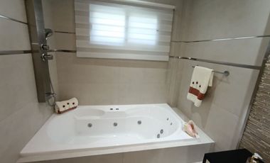 Casa en venta 4 amb  Barrio Cerrado Lujan