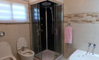 Casa en venta 4 amb  Barrio Cerrado Lujan