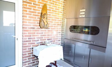 Casa en venta 4 amb  Barrio Cerrado Lujan