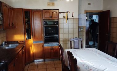 Venta Chalet, Villa Primera, amplio lote