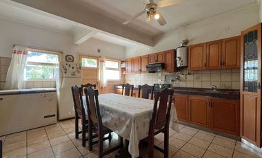 Venta Chalet, Villa Primera, amplio lote