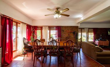 Venta Casa 4 amb Lopez de Gomara cochera Apta Cred
