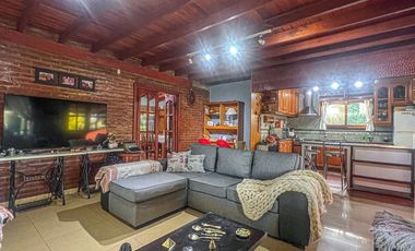 Casa 4 ambientes Sierra de los padres con pileta
