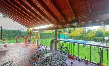 Casa 4 ambientes Sierra de los padres con pileta