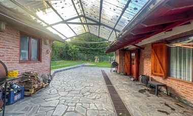 Casa 4 ambientes Sierra de los padres con pileta