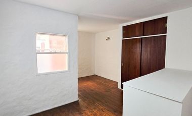 VENTA DE PH 2 AMBIENTES EN CABA SIN EXPENSAS!!!
