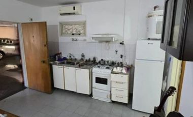 VENTA 1 AMBIENTE APTO PROFESIONAL COCHERA CUBIERTA