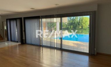 Vende Casa 3 dorm / piscina, B° La Zagala, Neuquén