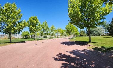Venta Lote Lago Mari Menuco, La Peninsula