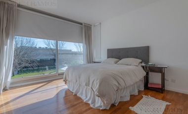 Casa con 3 dormitorios mas dependencia en venta / alquiler  en EL ENCUENTRO.