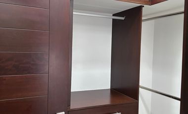 Renta Residencia una sola planta con paneles solares en Yucatán Country Club