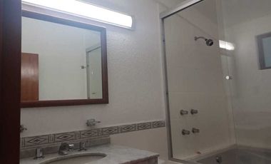 Increíble Casa con Jardín a 5 Min de Santa Fe