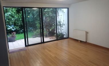 Increíble Casa con Jardín a 5 Min de Santa Fe