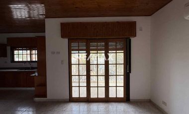 Departamento 3 dormitorios en alquiler CENTENARIO