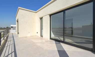 VENTA DE CASA EN LAGOS DE CANNING I