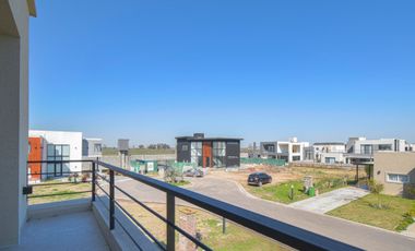 VENTA DE CASA EN LAGOS DE CANNING I