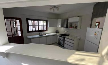 Alquiler Anual Casa 5 Ambientes en Country Aranjuez Escobar