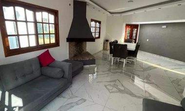 Alquiler Anual Casa 5 Ambientes en Country Aranjuez Escobar