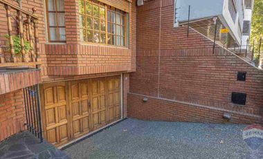 VENTA CASA BELGRANO R 4 DORMITORIOS+DEPENDENCIA