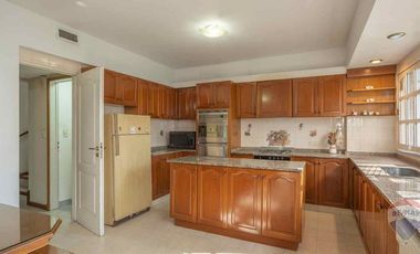 VENTA CASA BELGRANO R 4 DORMITORIOS+DEPENDENCIA