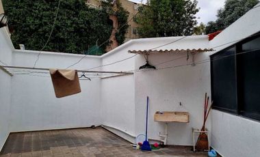 CASA EN RENTA EN TECAMACHALCO, ENORME, $55,000