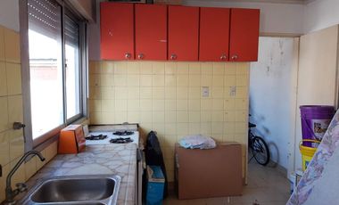 VENTA CASA 3/4 AMB COCHERA PATIO JARDIN TERRAZA