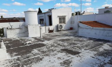 VENTA CASA 3/4 AMB COCHERA PATIO JARDIN TERRAZA