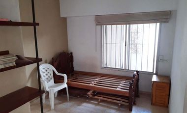 VENTA CASA 3/4 AMB COCHERA PATIO JARDIN TERRAZA