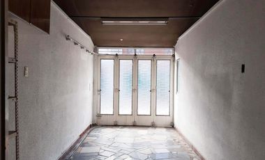 VENTA CASA 3/4 AMB COCHERA PATIO JARDIN TERRAZA