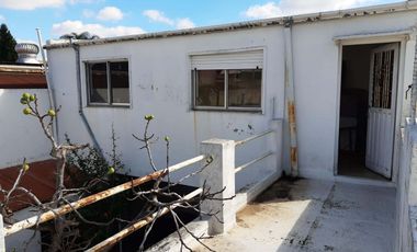 VENTA CASA 3/4 AMB COCHERA PATIO JARDIN TERRAZA