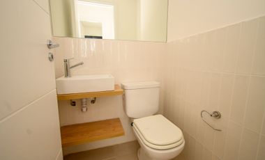 PISOS DE 3 DORMITORIOS Y COCHERA - VENTA