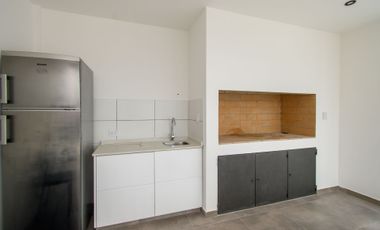 PISOS DE 3 DORMITORIOS Y COCHERA - VENTA