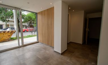 PISOS DE 3 DORMITORIOS Y COCHERA - VENTA