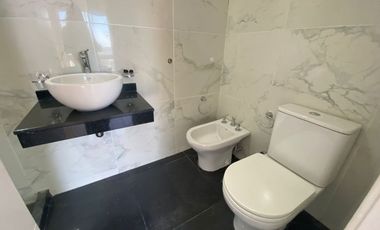 VENTA DPTO 2 DORMI Y COCHERA - PLAZA PUEYRREDON