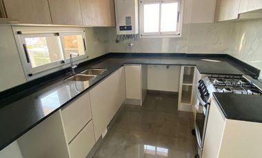 VENTA DPTO 2 DORMI Y COCHERA - PLAZA PUEYRREDON