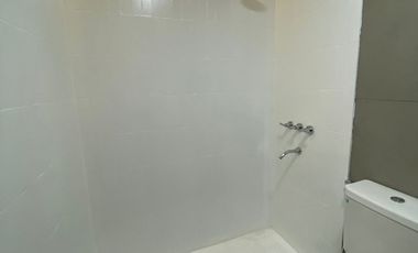Venta Depto de un dorm. restaurado con balcón