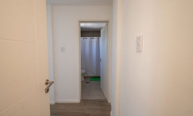 VENTA SEMIPISO DOS DORMITORIOS EN TORRE LYON